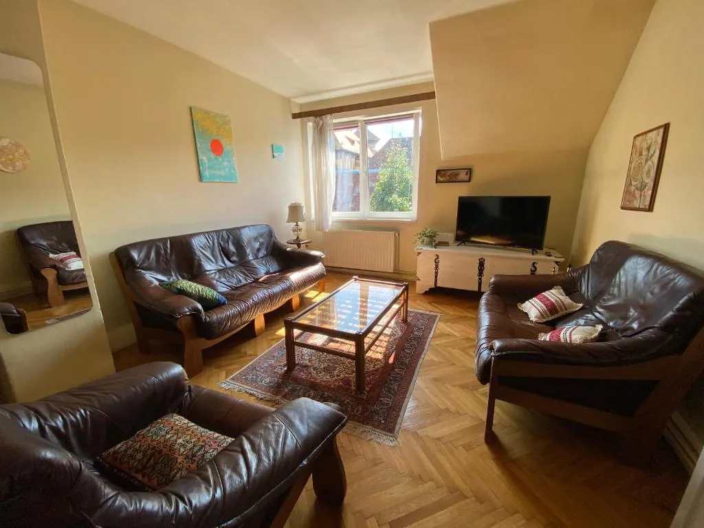 Image 1 of Rose’s OldTown Apartment