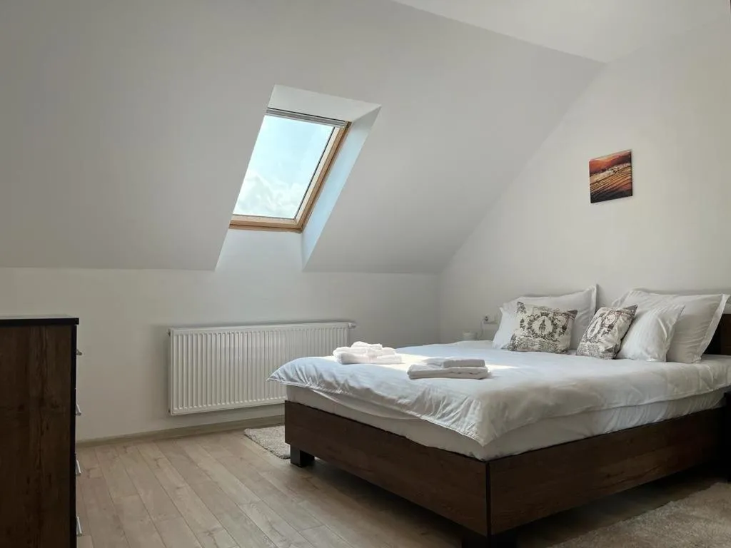 Image 2 of Sabina Apartaments