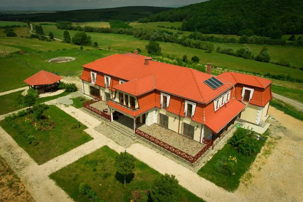Image 1 of Saciova Hills