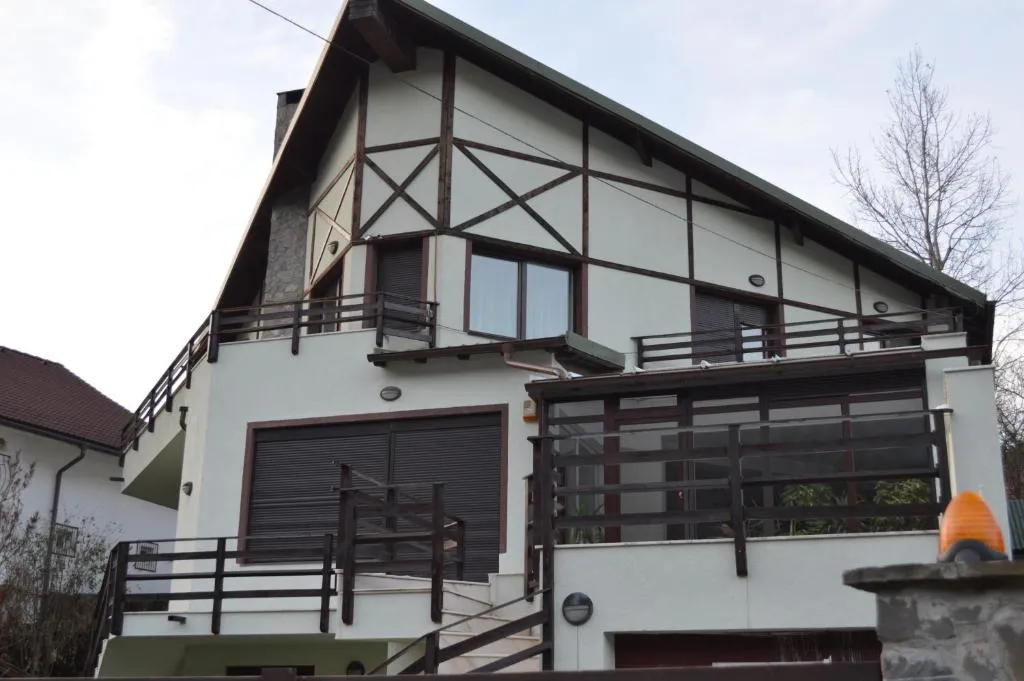Image 1 of Ski & Adventure Vila
