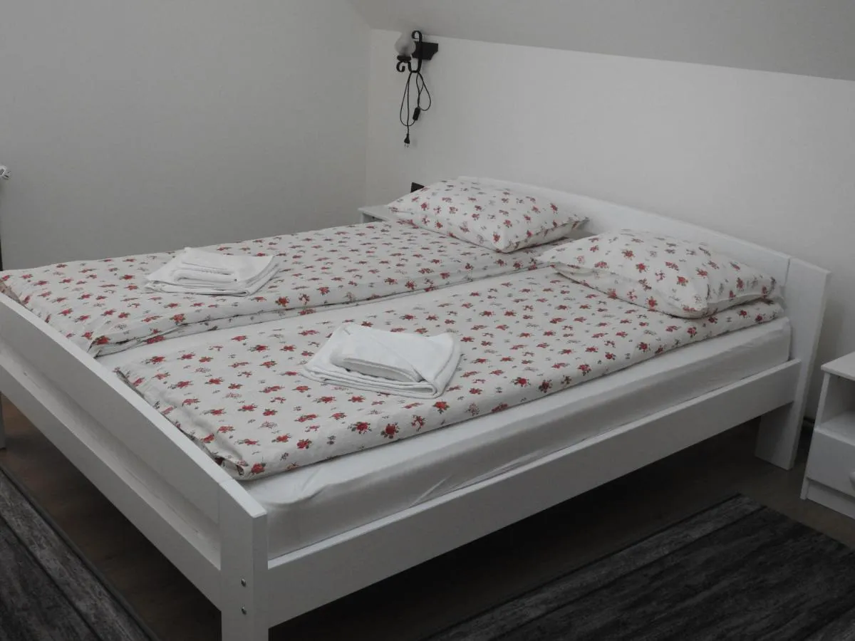Image 2 of Skigyimes Guesthouse