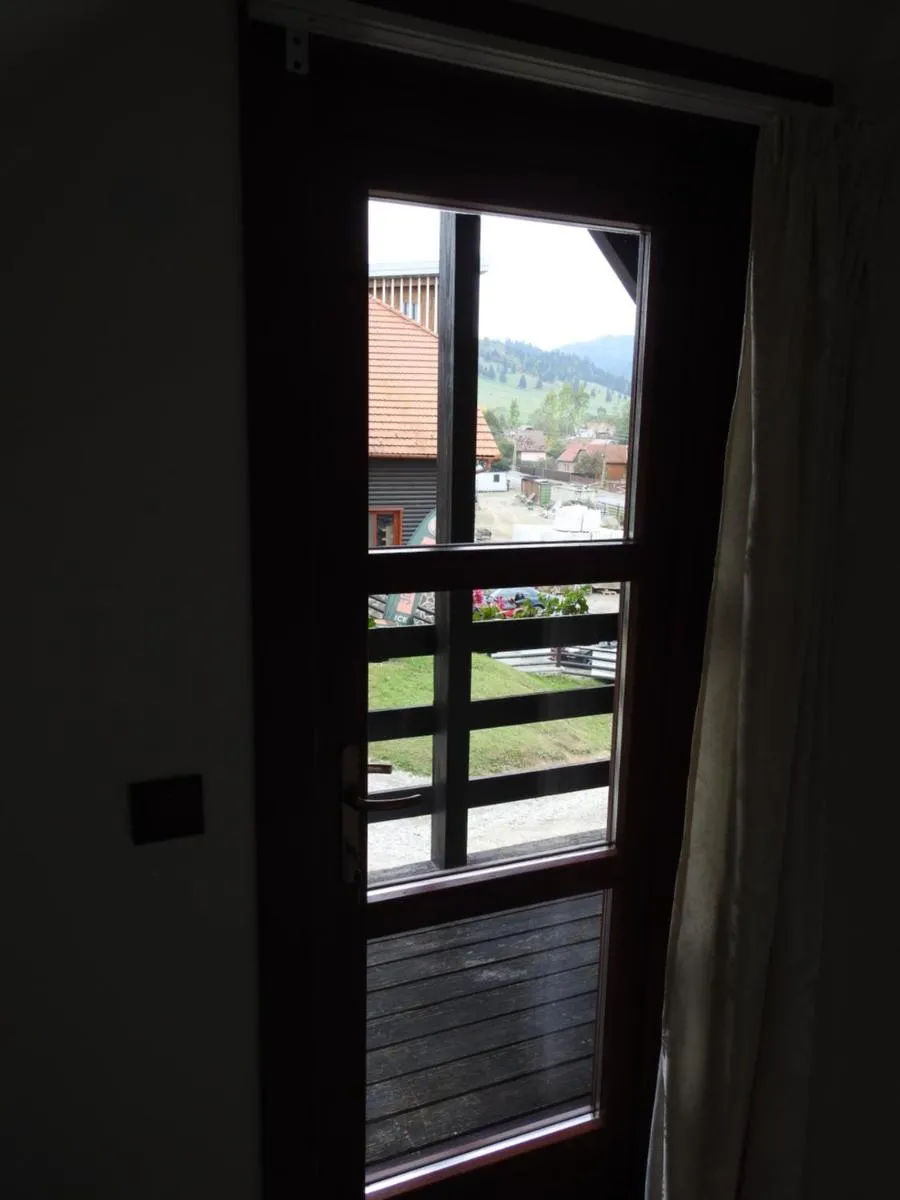 Image 5 of Skigyimes Guesthouse