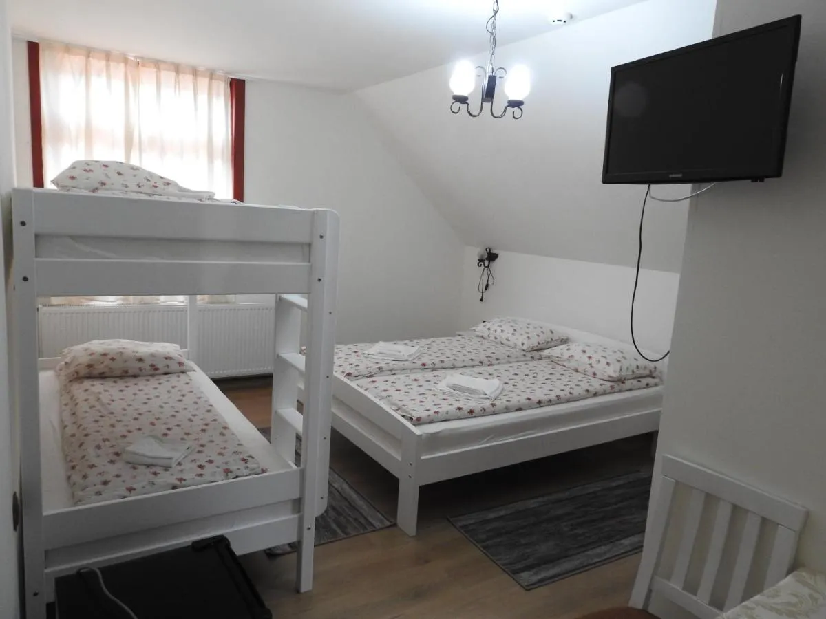 Image 4 of Skigyimes Guesthouse