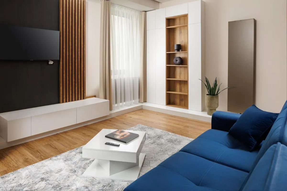Image 2 of Skylark Central Aparthotel