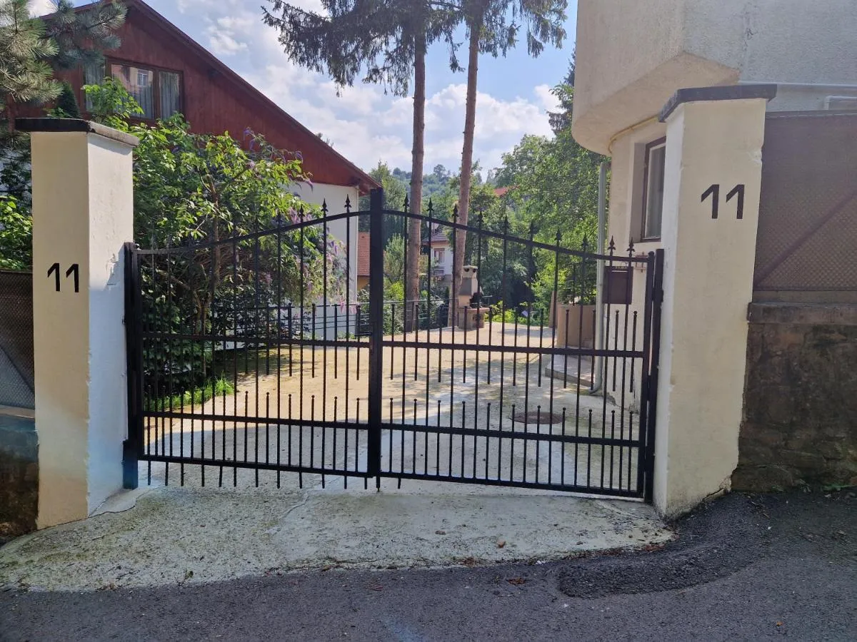 Image 3 of Spirii house