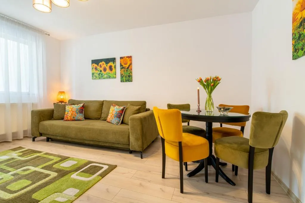 Image 1 of Springhome – Cozy Apartment with Balcony & Parking