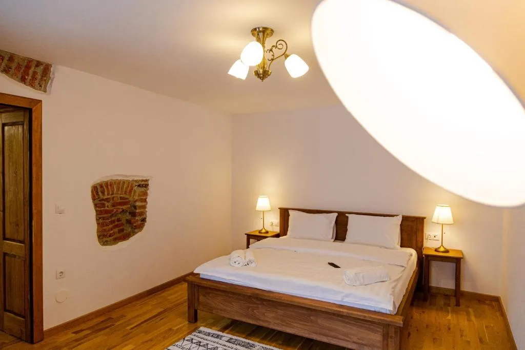 Image 1 of Stone Way Apartment