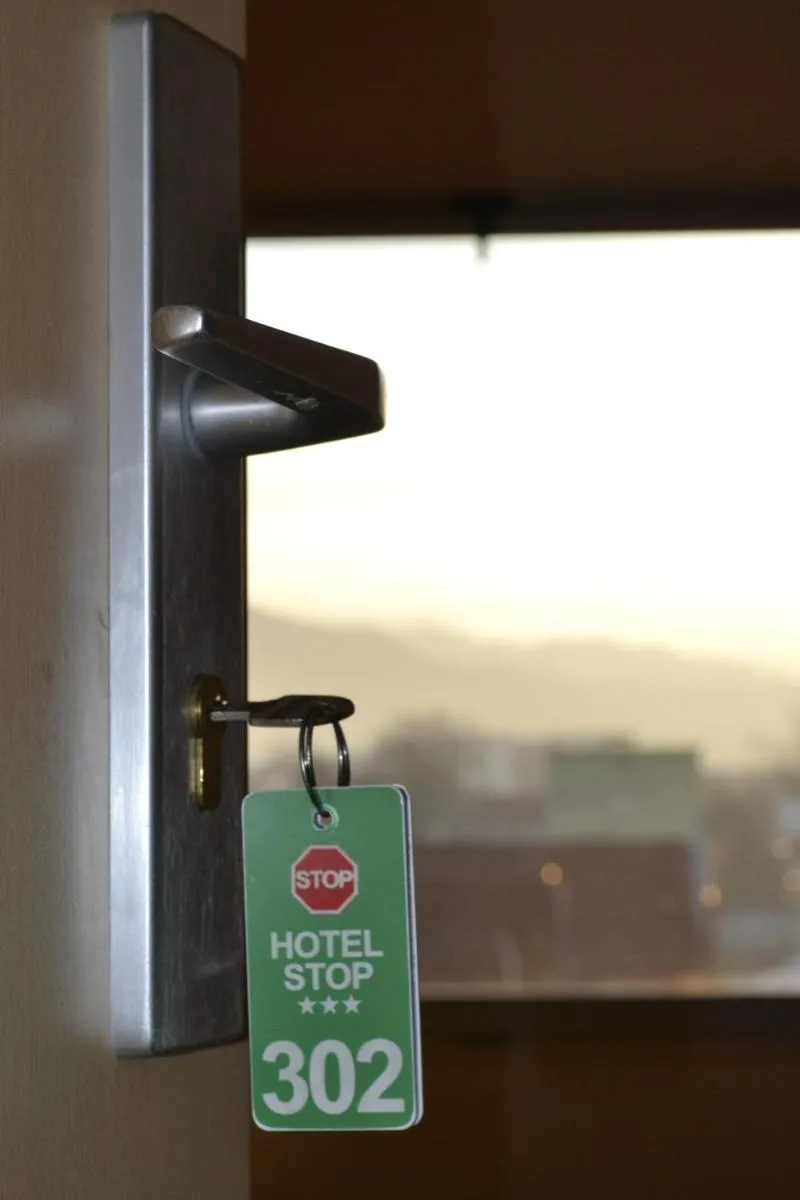 Image 2 of Stop Hotel