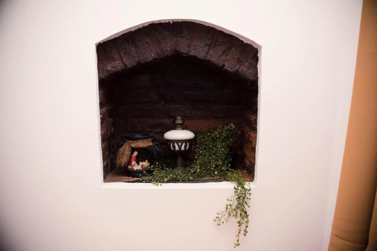 Image 3 of Studio Leena