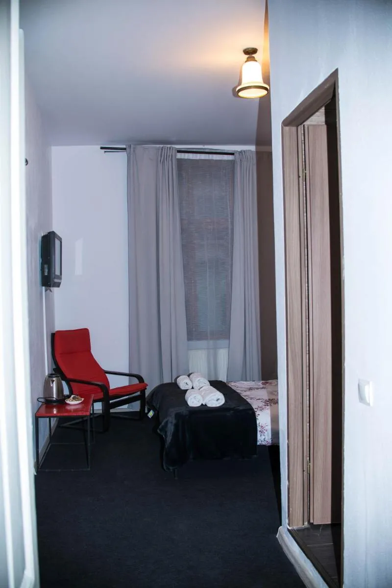 Image 4 of Studio Sonia – Tordosan Central – #1