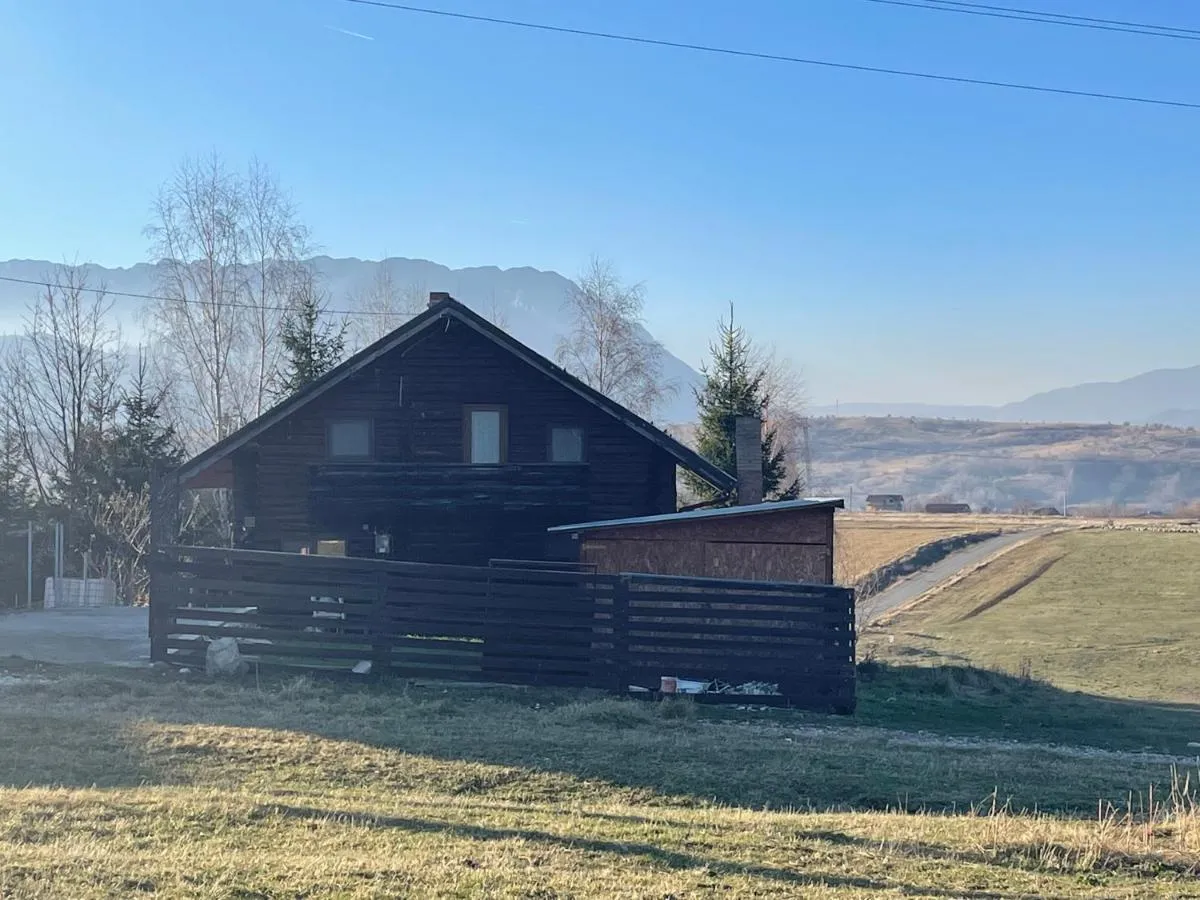 Image 3 of Stunning 4-Bed Chalet in Bran with Superb Panorama