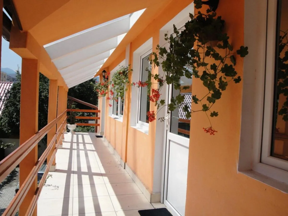 Image 3 of Suri Guesthouse