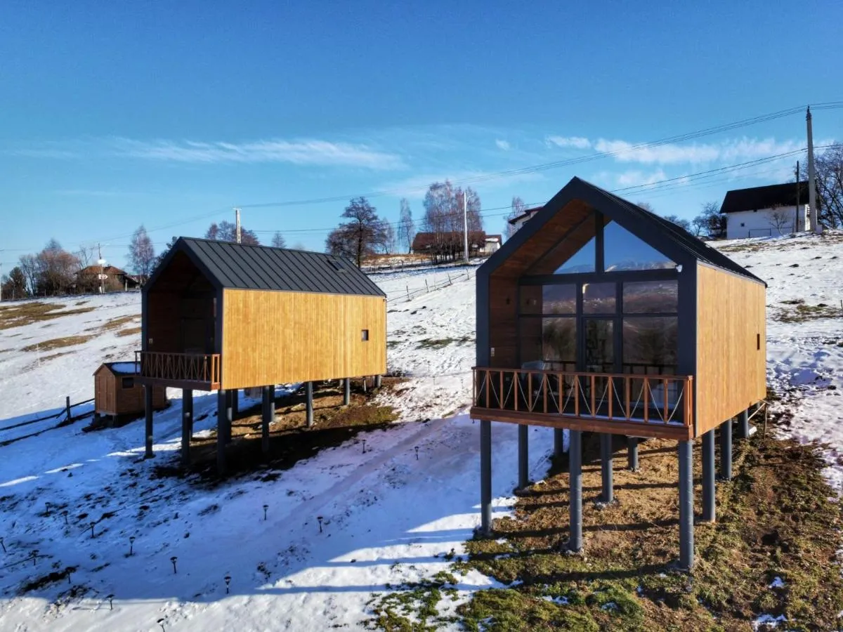 Image 7 of Suspended Tiny House