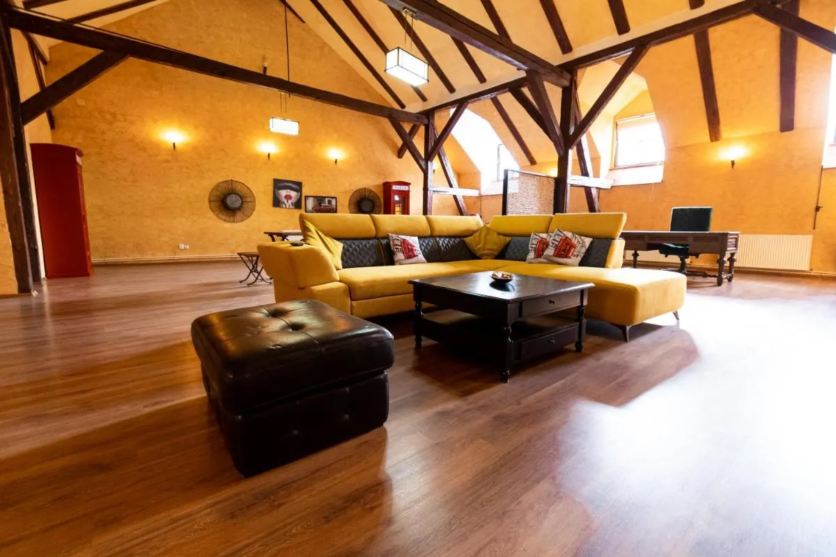 Image 2 of The Attic – Large Open-Space in the Old Town of Brasov, minutes away from The Black Church