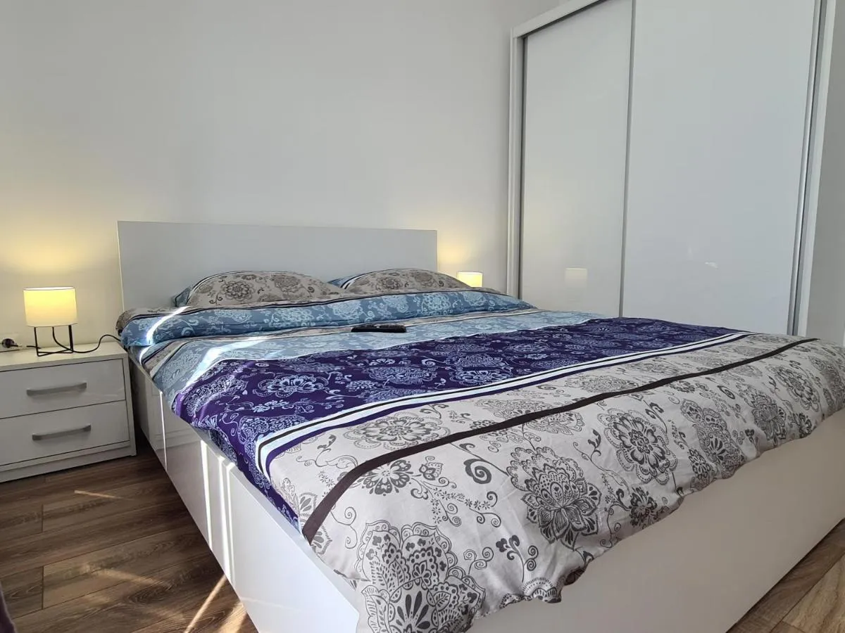 Image 4 of The Best Apartment