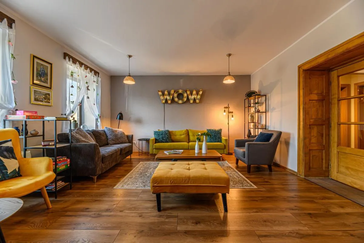 Image 2 of The Good House – Harman