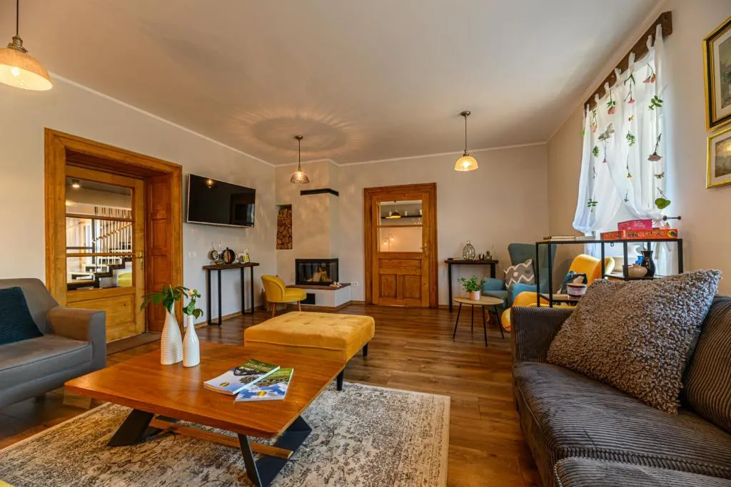 Image 1 of The Good House – Harman