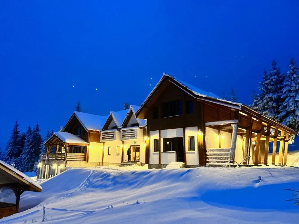 Image 1 of Tiarra Mountain Lodge