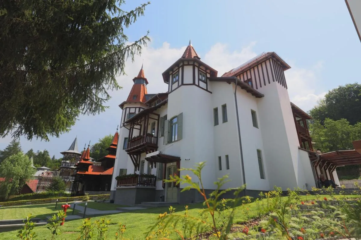 Image 2 of Turul Villa