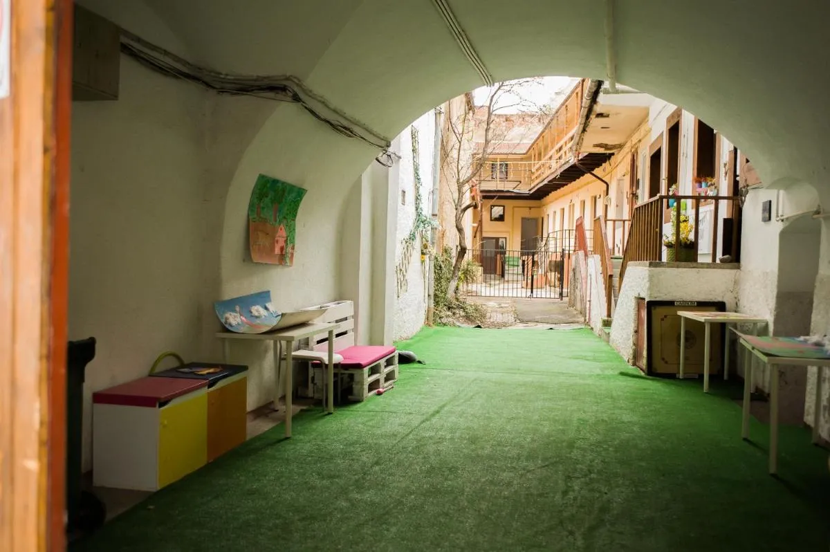 Image 2 of ULLYSSES GUEST HOUSE