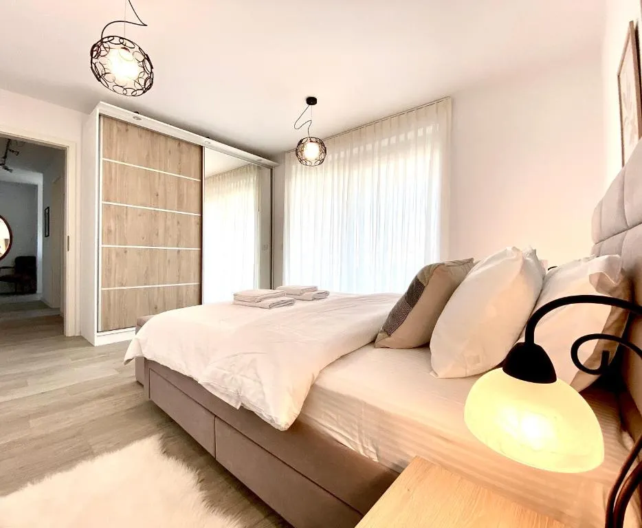 Image 1 of Uptown Apartment