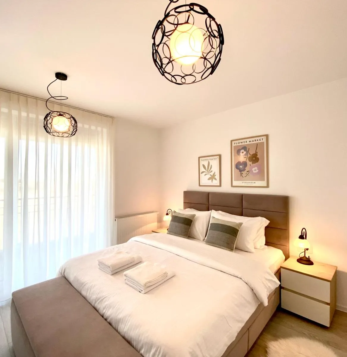 Image 4 of Uptown Apartment