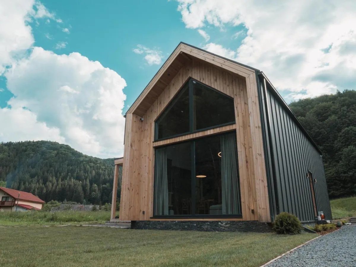 Image 3 of Vama Chalet