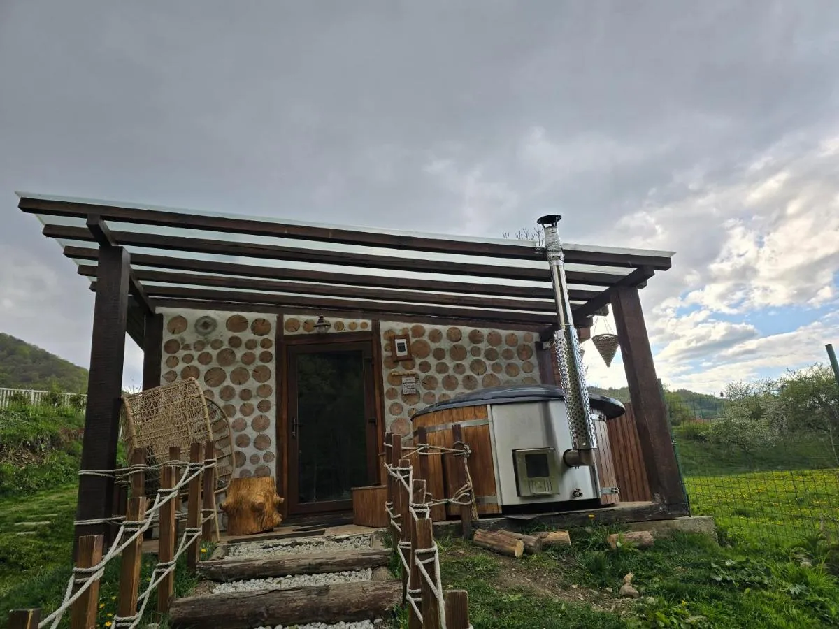 Image 2 of Velvet & Vanilla House la Vama Aniral
