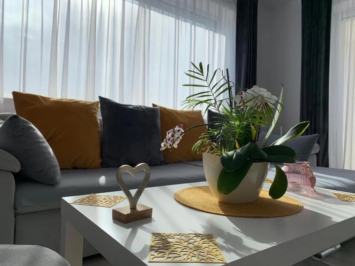 Image 5 of Viktoria House