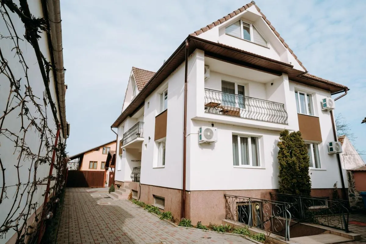 Image 2 of Vila Anca