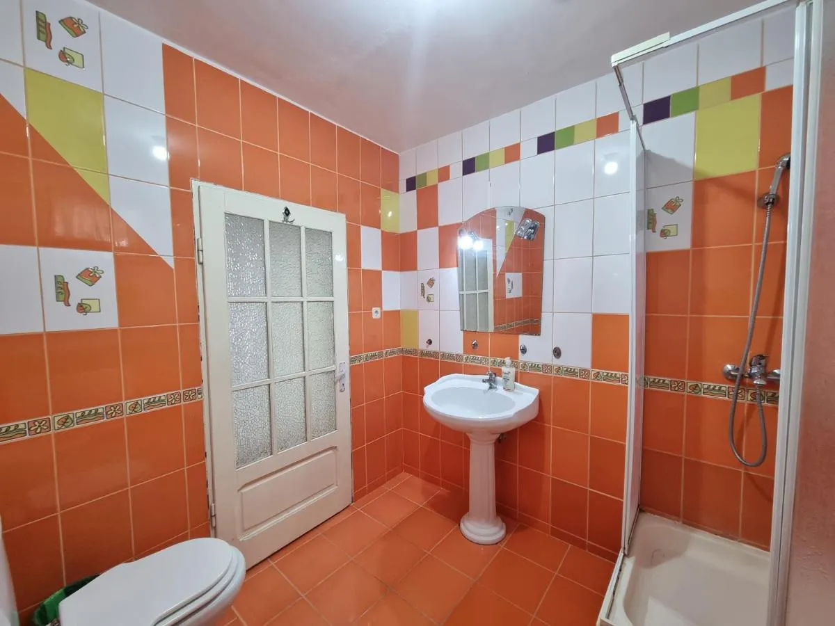 Image 4 of Vila Emily