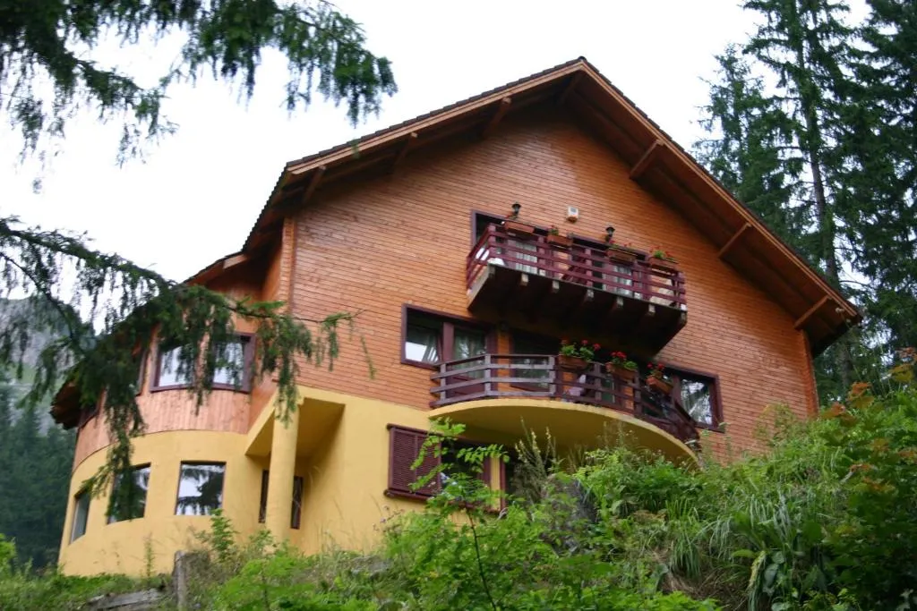 Image 1 of Vila Gal