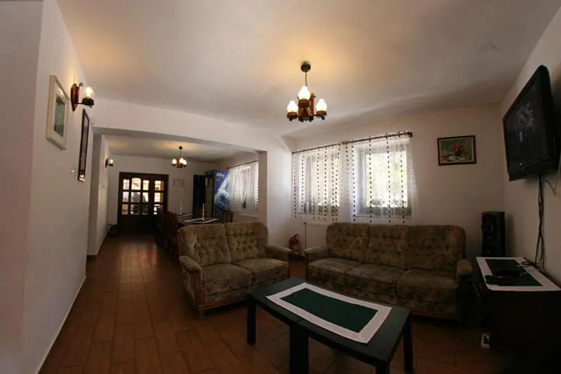 Image 3 of Vila Gal