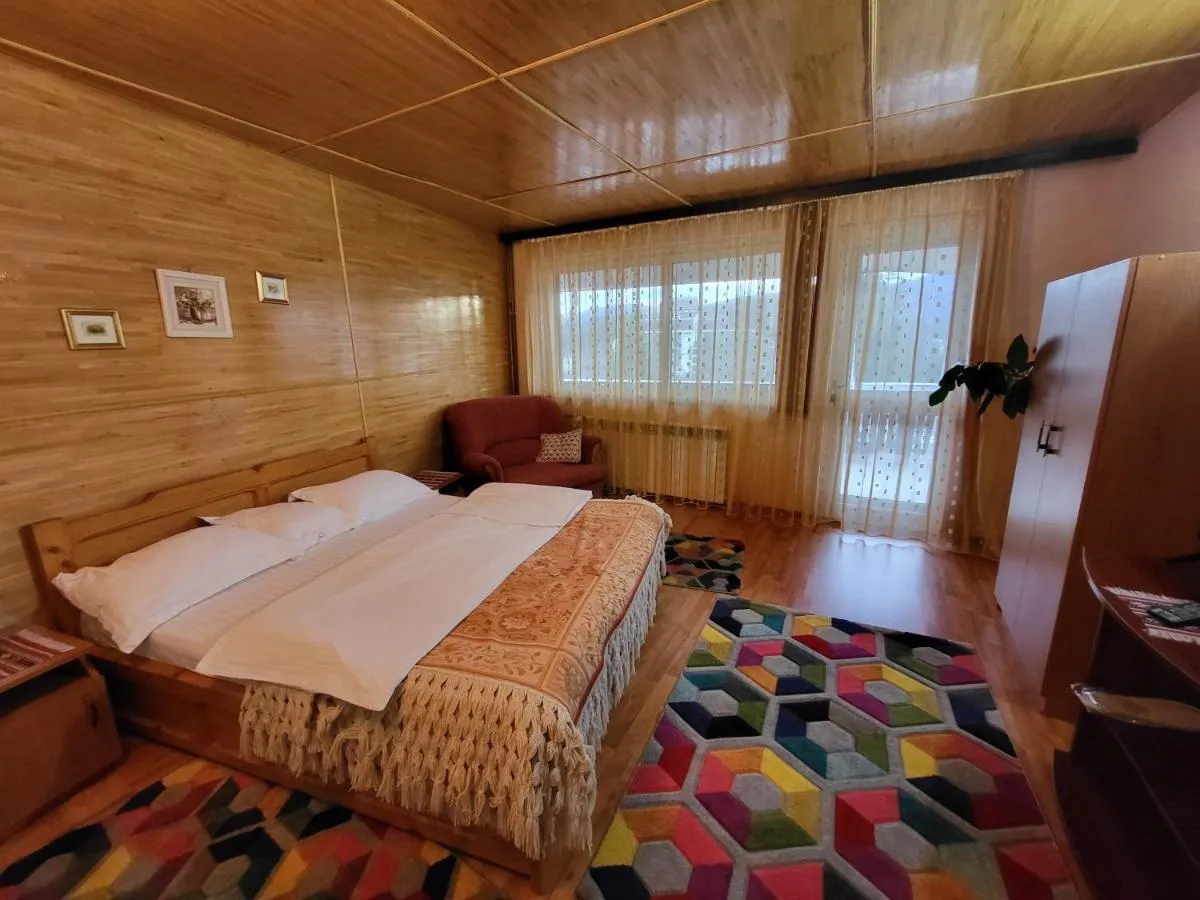 Image 4 of Vila Maya Predeal