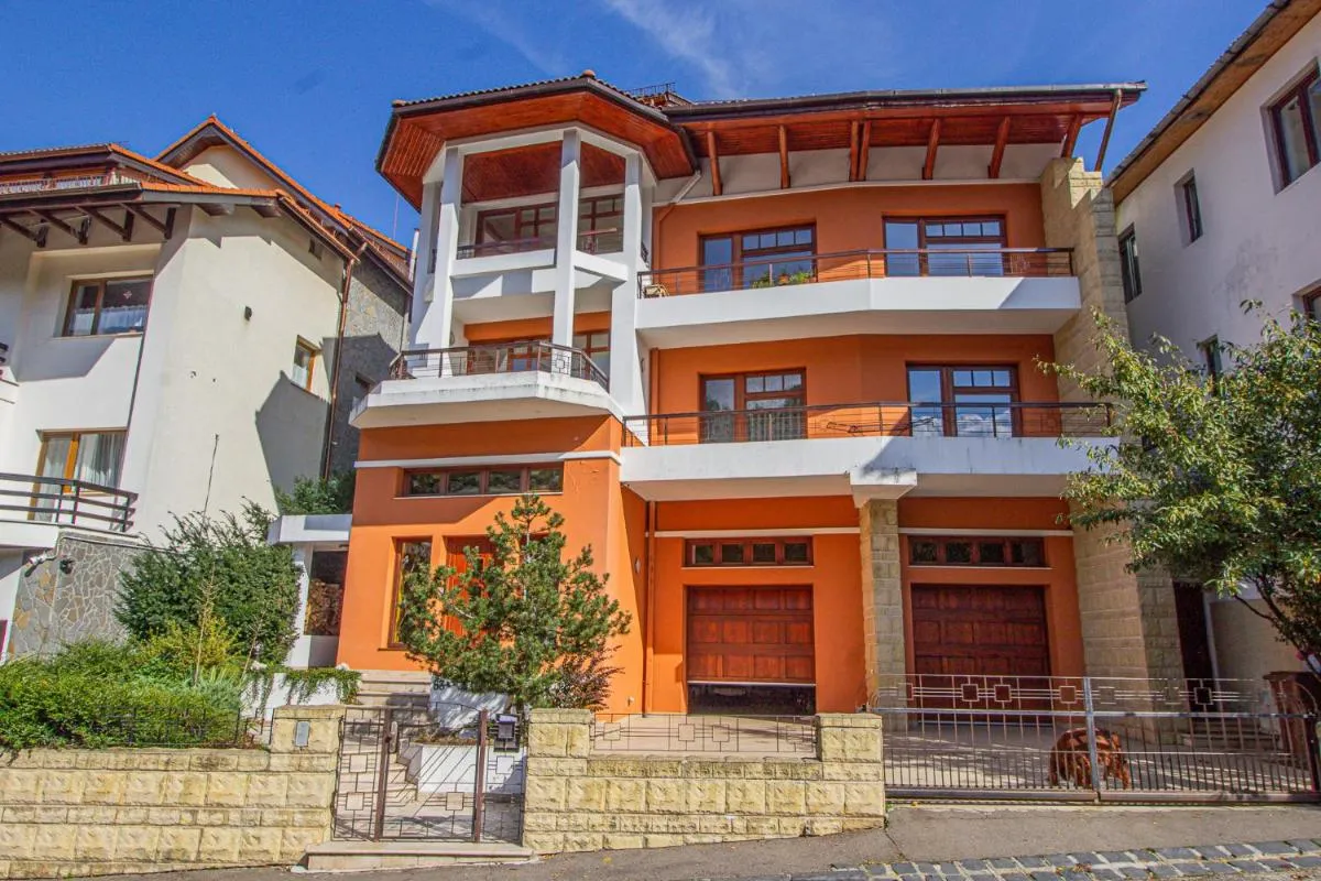 Image 2 of Vila Monté Centro