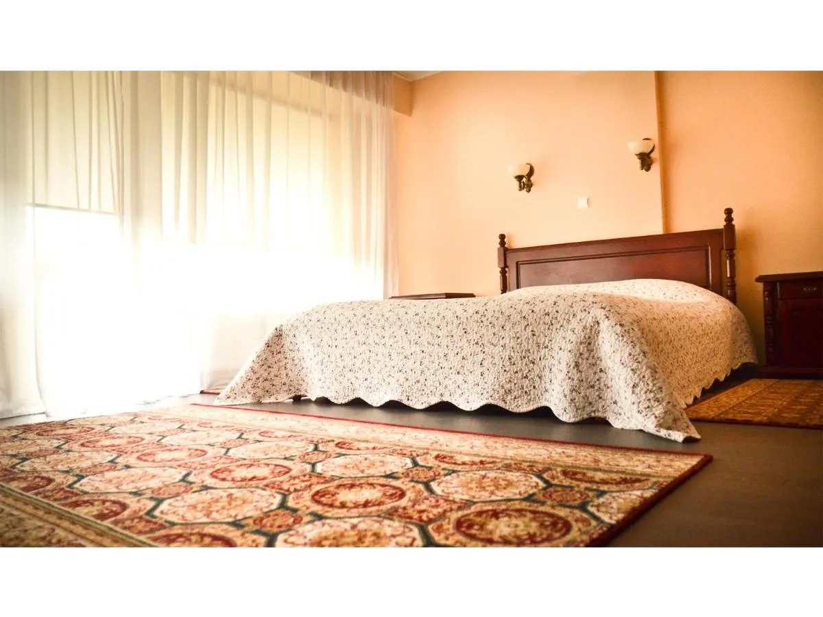 Image 3 of Vila Roma