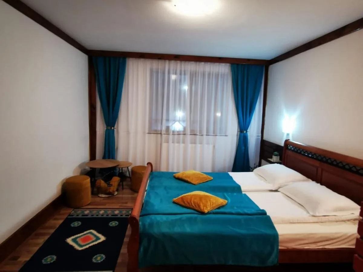 Image 3 of Vila Romanitza