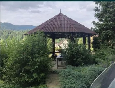 Image 2 of Villa Rares