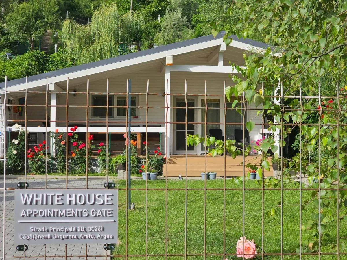 Image 5 of WHITE HOUSE, Vidraru