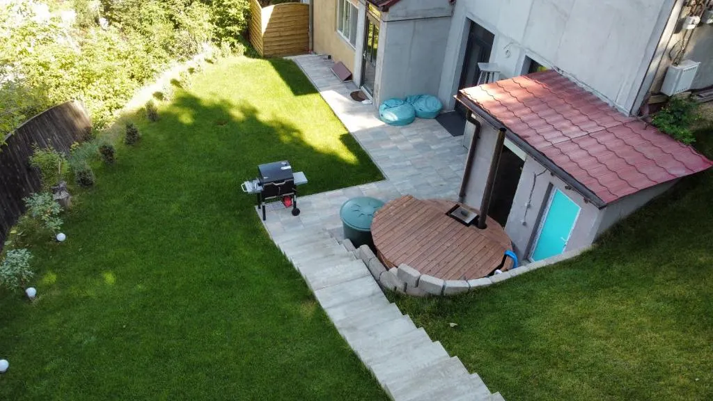 Image 1 of Warthe House Apartament cu gradina in Brasov – B House