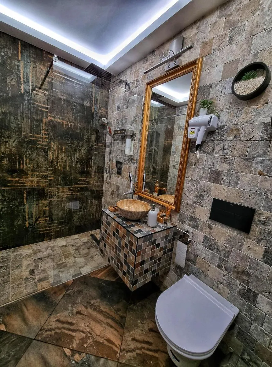 Image 4 of Wenge Studio & Spa