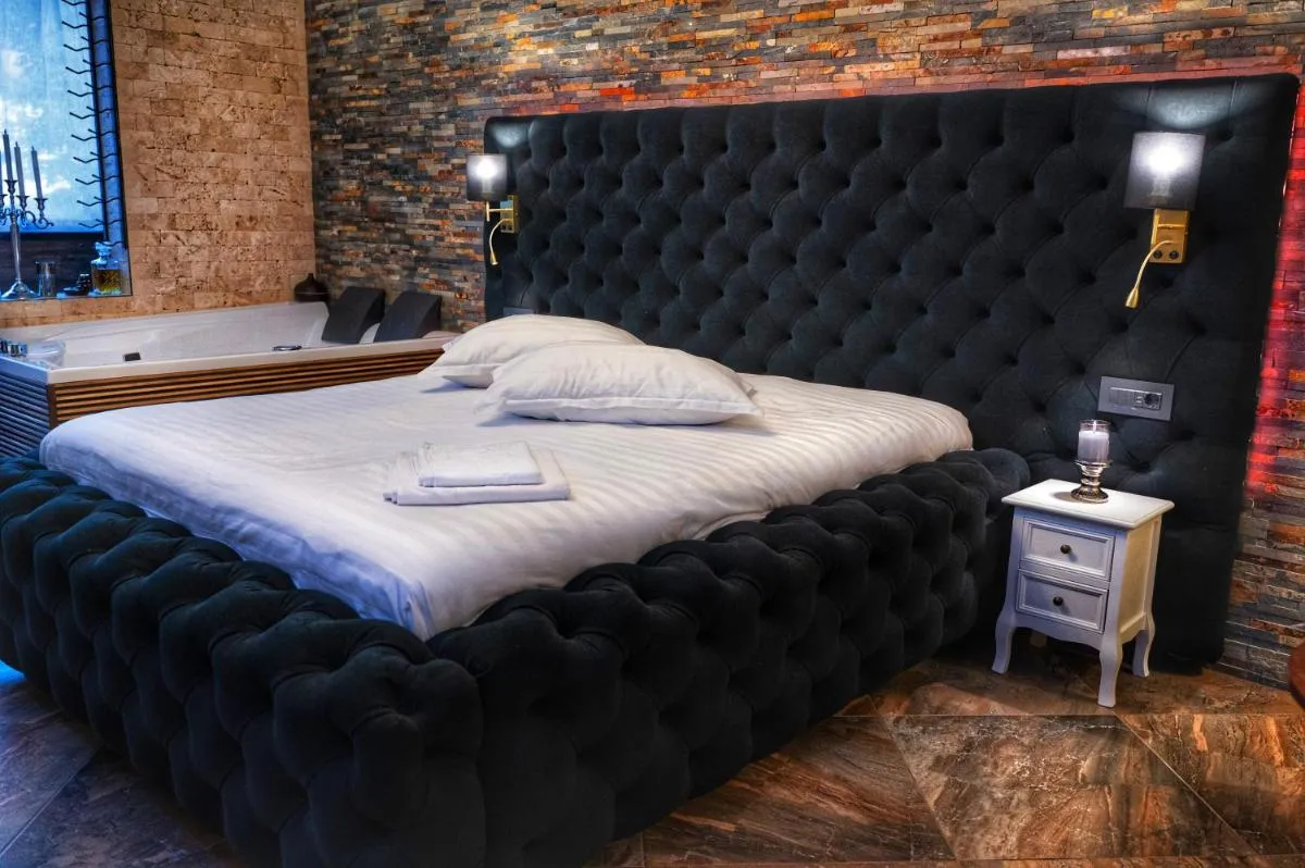 Image 5 of Wenge Studio & Spa