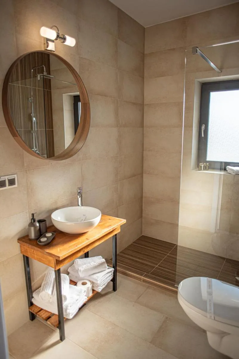 Image 4 of Yael Luxury Apartments 5