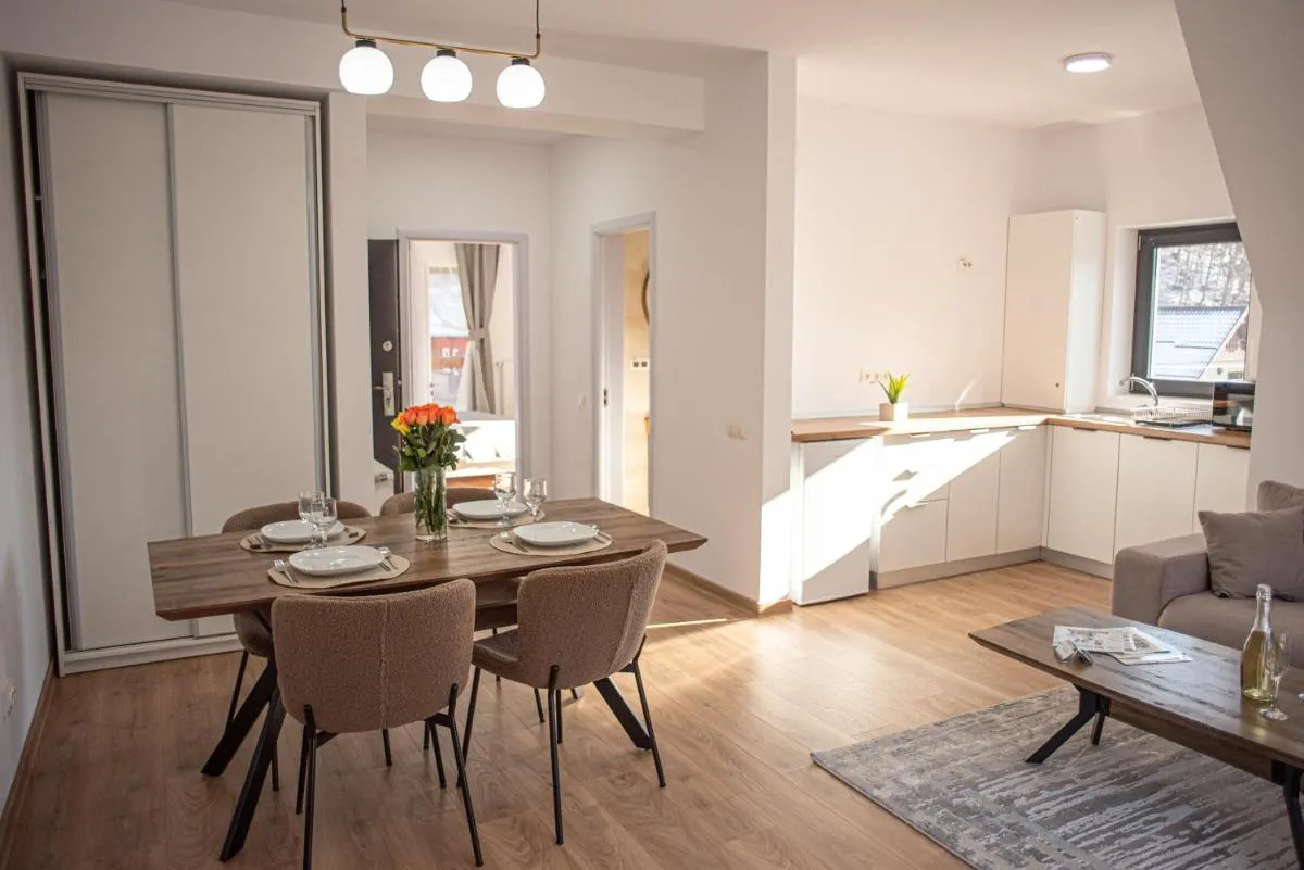Image 3 of Yael Luxury Apartments 5