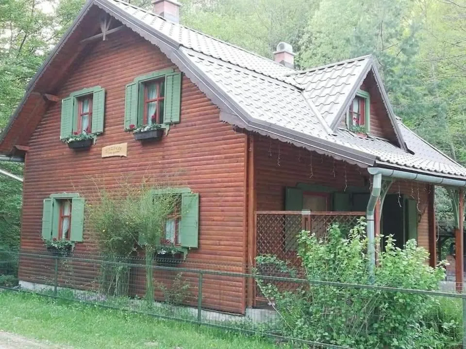 Image 2 of ZSUZSI-LAK