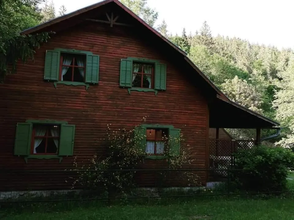 Image 3 of ZSUZSI-LAK