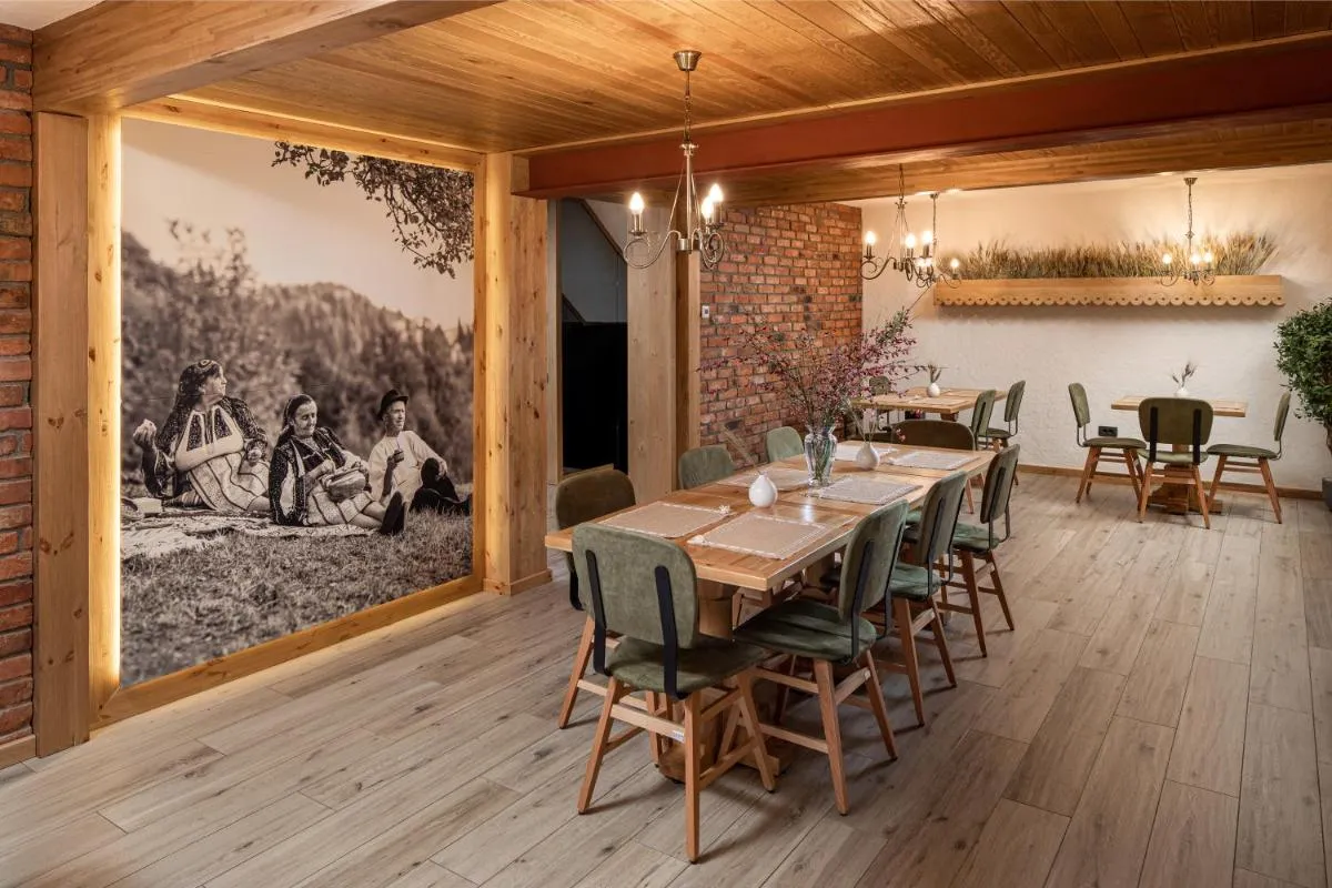 Image 7 of Zara Chalet