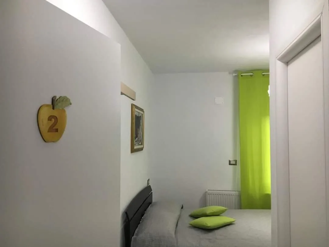 Image 3 of cazare livada-cu-meri
