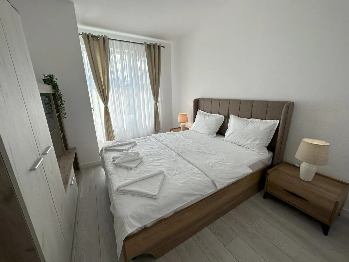 Image 4 of elisio – Maple House