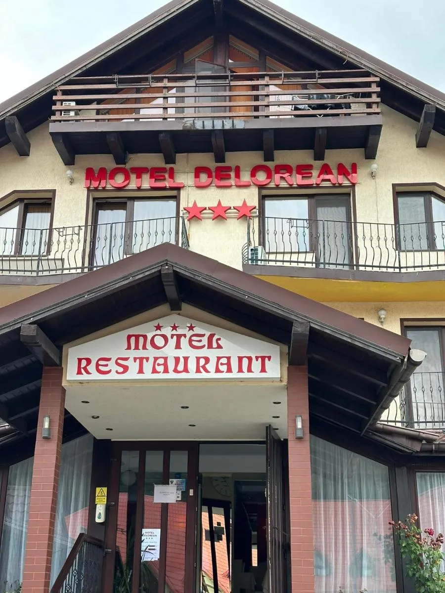 Image 5 of restaurant motel dolorean
